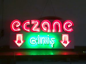 ECZANE GİRİŞ NEON TABELASI