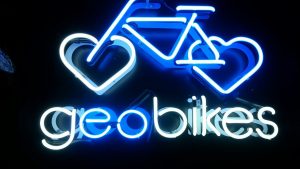 GEO BİKES NEON TABELA